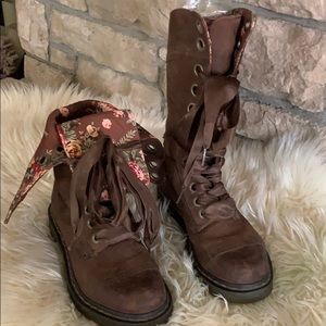 Brown combat boots